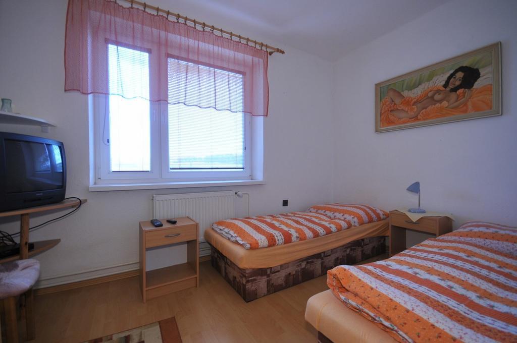 Penzion Drevenik Hotel Spišské Podhradie Bagian luar foto